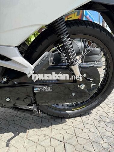 Honda Future FI 2025 Trắng 2000 km