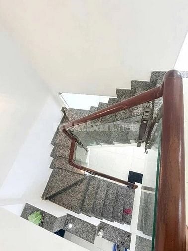 vip tây thạnh- tân phú- 30m ra hẻm xe hơi