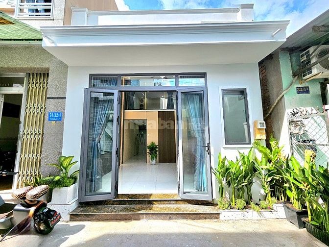 Nhà đẹp full nội thất - hẻm ô tô Phan Văn Hớn, Quận 12, sổ hồng riêng 