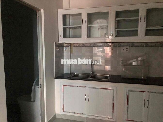 Nhà Nguyên Căn  HẺM XE HƠI  Trần Quang Diệu, Quận 3, TIÊN Ở VÀ KD