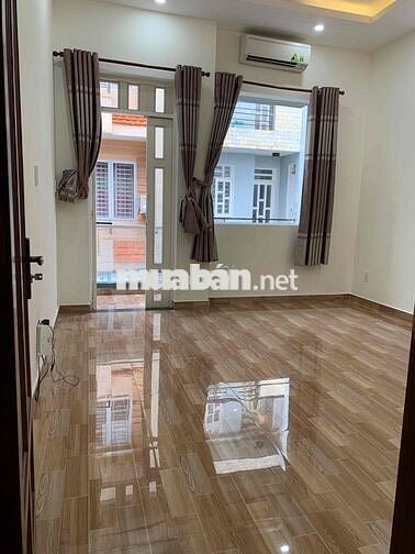cho thuê nhà nguyên căn 2 mặt tiền hẻm 6m