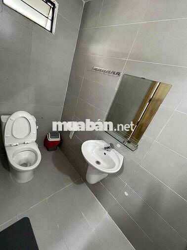 Cho thuê nhà Mới kiệt OtO NGUYỄN GIA TRÍ - Sơn Trà ,Giá hợp lý