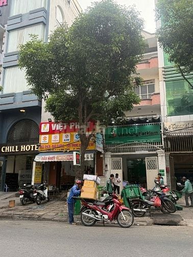 60 Tỷ! Bán Mặt tiền Phan Xích Long, Quận Bình Thạnh - 8x24m - 4 Tầng
