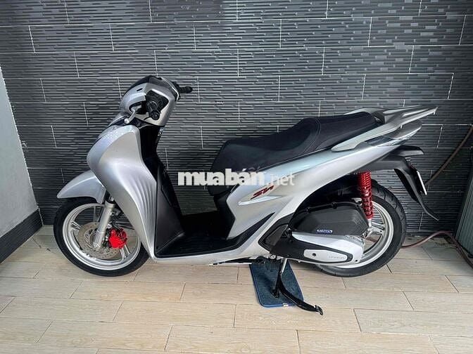 Honda SH125 ABS 2023 Bạc Porsche 9k km