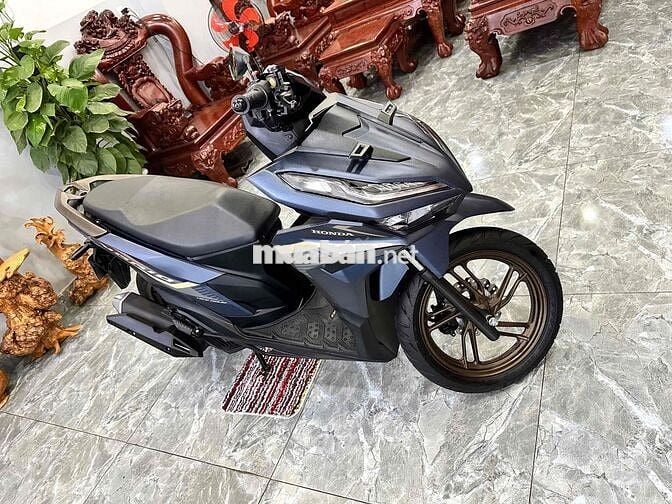 Honda Vario 125 2024 Xám 862 km
