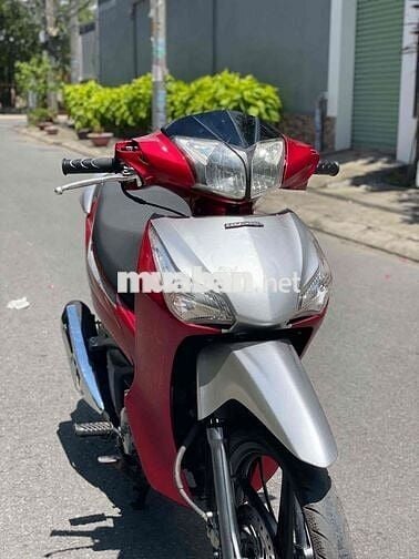 Honda Future FI  2012 Đỏ Bạc mới len ken 90 %