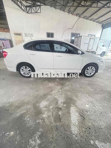 Honda City 2014 Trắng 5 chỗ