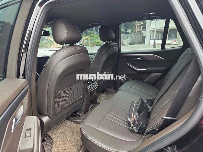 VinFast Lux SA Base 2019 2.0 Turbo Đen 80000 km