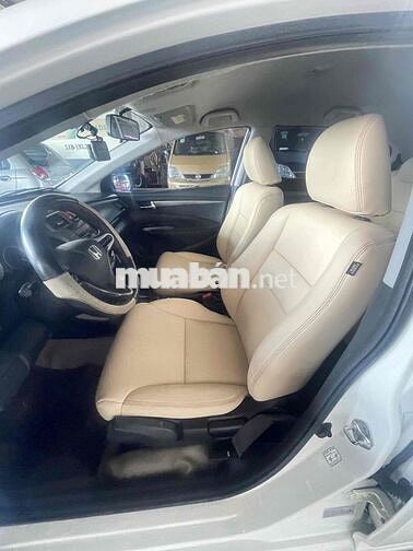 Honda City 2014 Trắng 5 chỗ