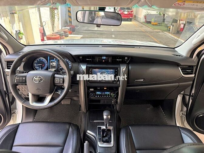 Fortuner 2.7V 2025 -  Tiết kiệm hơn 300tr xe mới