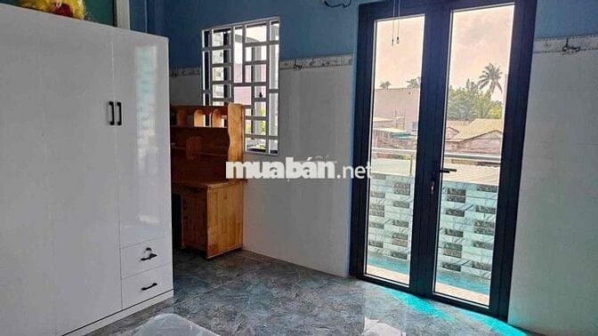Nhà Chánh Mỹ mỹ hảo 1 có 3 phòng ngủ full nội thất sân ô tô, thủ dầu