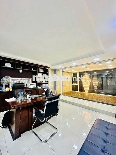 KHÔNG CÓ CĂN THỨ 2-Siêu phẩm Nguyễn Tri Phương. Quận 10.Có thang máy.