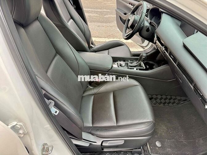Mazda Mazda 3 Sport Luxury 2024 36000 km Trắng