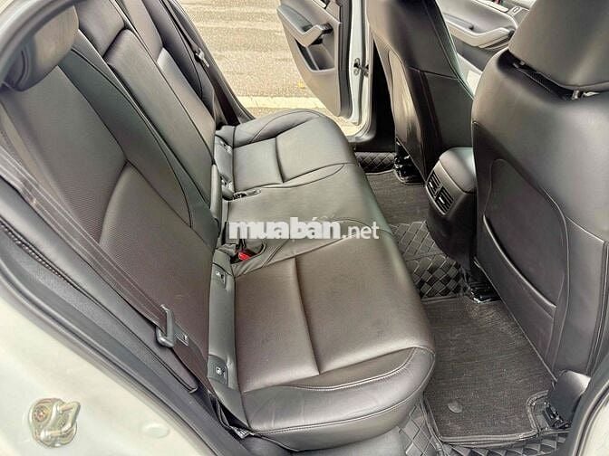 Mazda Mazda 3 Sport Luxury 2024 36000 km Trắng