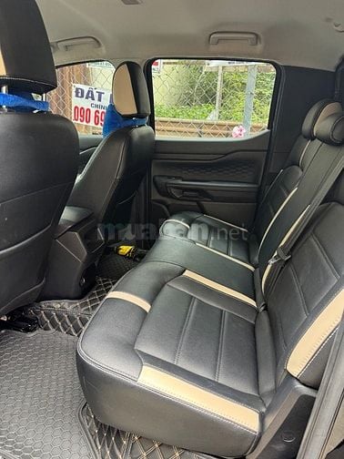 Ford Ranger XLS 2023 chính hãng