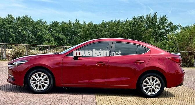Mazda 3 1.5L Facelift 2017 Đỏ 22000 km
