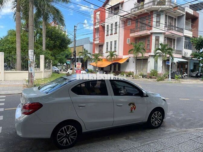 Mitsubishi Mirage 2022 Trắng 5 chỗ Xăng