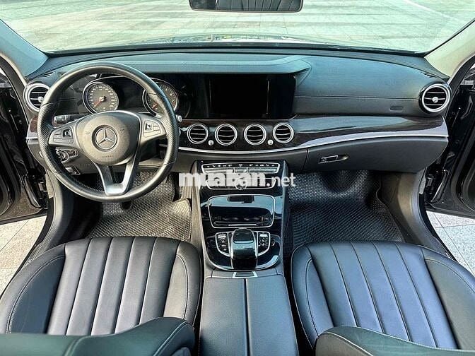 Mercedes-Benz E 250 2017 Đen 26000 mi