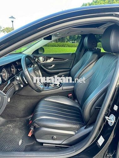 Mercedes-Benz E 250 2017 Đen 26000 mi