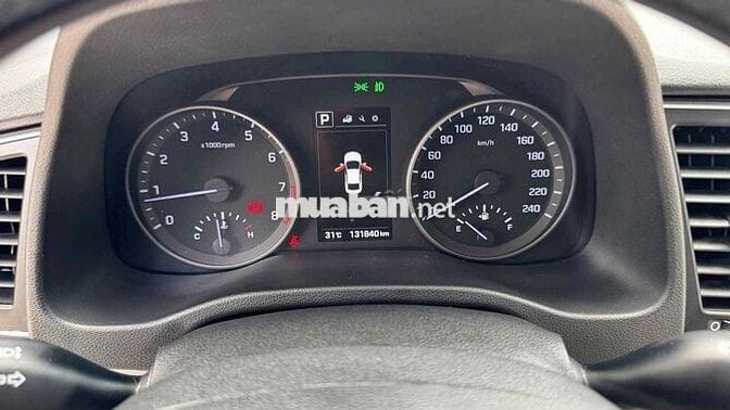 Hyundai Elantra 2.0 AT 2018 Vàng cát