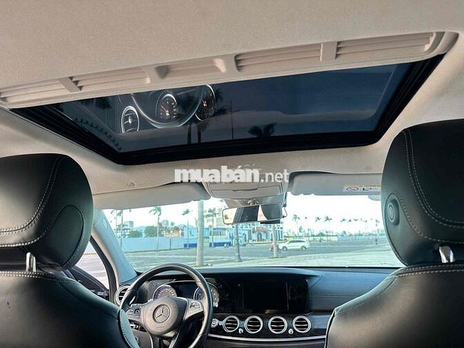 Mercedes-Benz E 250 2017 Đen 26000 mi