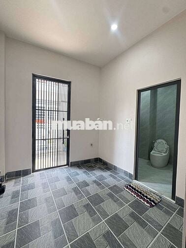 NGÂN HÀNG THANH LÝ GẤP NHÀ 1 TRỆT 1 LẦU GIÁ 1 tỷ  650 TRIỆU, 3PN 2 WC