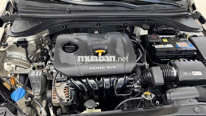 Hyundai Elantra 2.0 AT 2018 Vàng cát