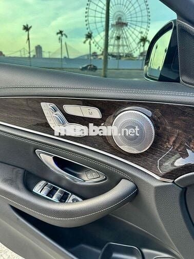 Mercedes-Benz E 250 2017 Đen 26000 mi