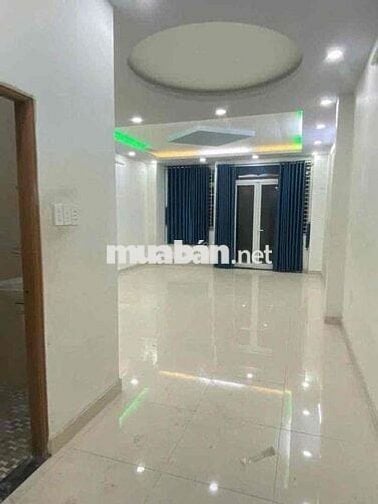 Phòng siêu rộng thoáng mát có bancol 3tr5