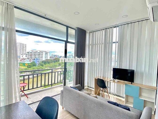 Căn hộ 55m2 1pn full nội thất view bờ kè Hoàng Sa - Q1