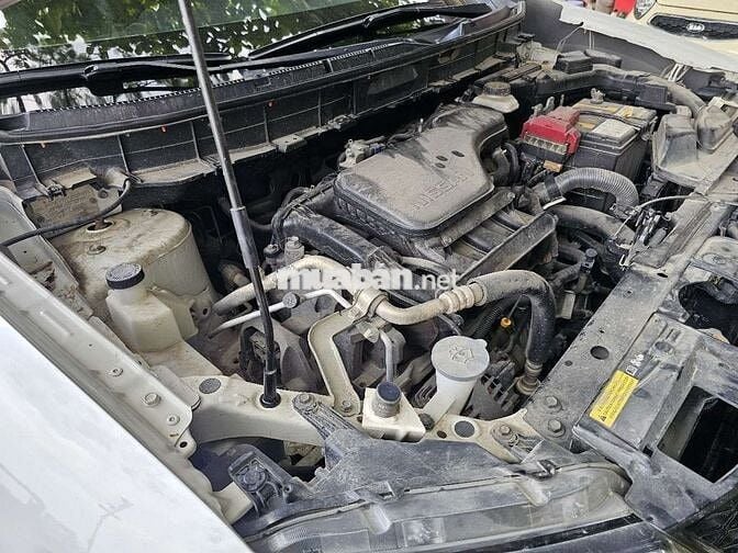 Nissan X-trail SL Premium 2018 Trắng 8 vạn Tự động