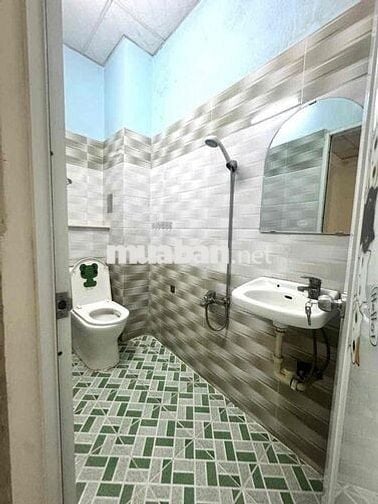 Nhà Rẻ 4x14m 2Lầu ST (4PN 3WC) Hẻm 5m. Mã Lò. BHHA. Bình Tân
