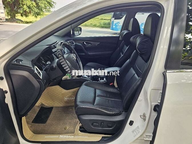Nissan X-trail SL Premium 2018 Trắng 8 vạn Tự động