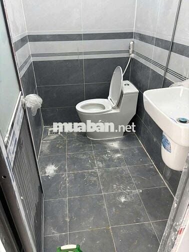 cho thuê nguyên căn hẻm 1/ nhà mới xây