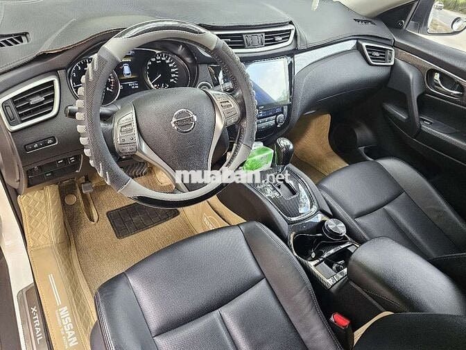 Nissan X-trail SL Premium 2018 Trắng 8 vạn Tự động