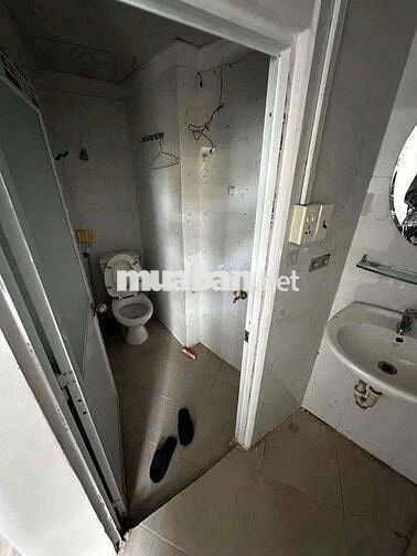 Nhà Mặt tiền đường.Trường Sa, Phường 2.Quận Phú Nhuận 