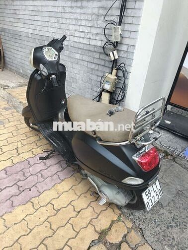 Piaggio Vespa Đen