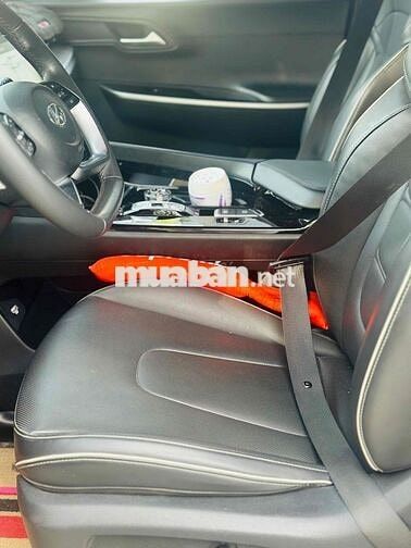 HYUNDAI CUSTIN 1.5 TURBO LĂN BÁNH 2024 XE CỰC ĐẸP