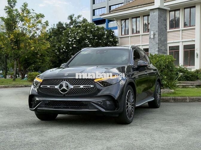 Mercedes GLC 300 4MATIC V1 model 2025 siêu lướt