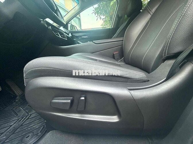 VinFast VF8 Eco 2023 Đen 50.000 km