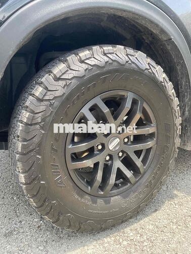 Ford Ranger XLS 2025 Tự động Đen