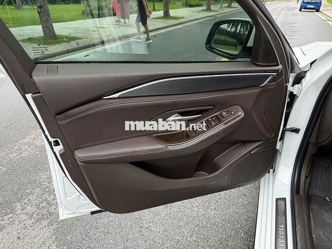 VinFast Lux A Base 2021 Trắng 41000 km