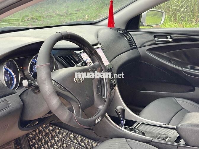 Hyundai Sonata 2.0 số tự động full đồ chơi cực đẹp