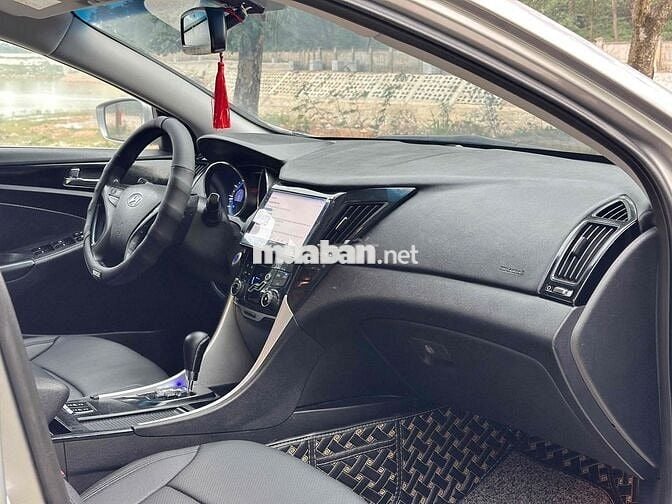 Hyundai Sonata 2.0 số tự động full đồ chơi cực đẹp