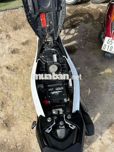 Suzuki Satria 150 2018 Trắng