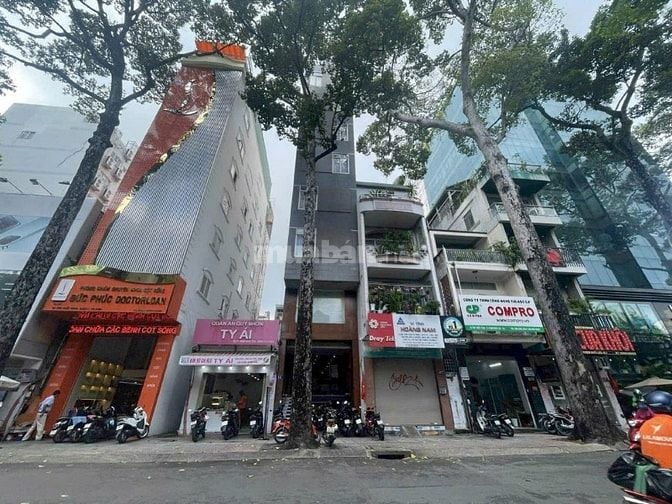 TÒA NHÀ CĂN HỘ DỊCH VỤ  TÔN THẤT TÙNG, QUẬN 1 – 25 PHÒNG, 8 TẦNG