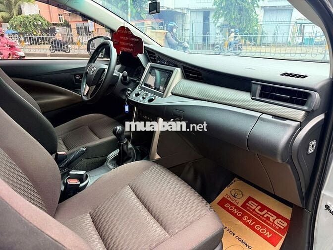 Toyota Innova E 2023 Số sàn Bạc 83,000 km