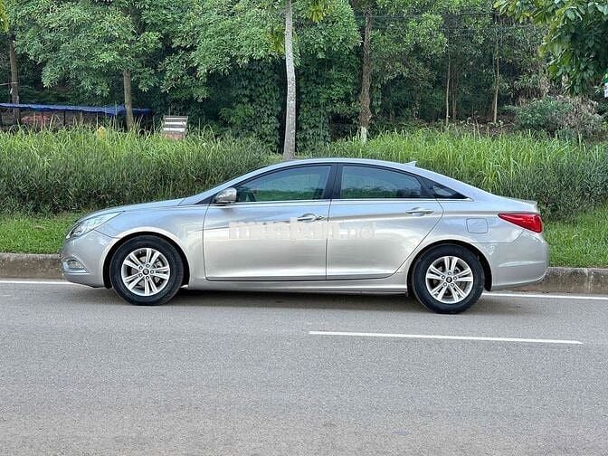 Hyundai Sonata 2.0 số tự động full đồ chơi cực đẹp