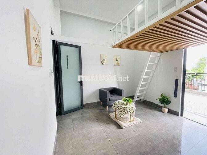CHO THUÊ PHÒNG TRỌ CÓ GÁC - RỘNG 35m2 BAN CÔNG SIÊU BỰ NGAY LINH ĐÔNG
