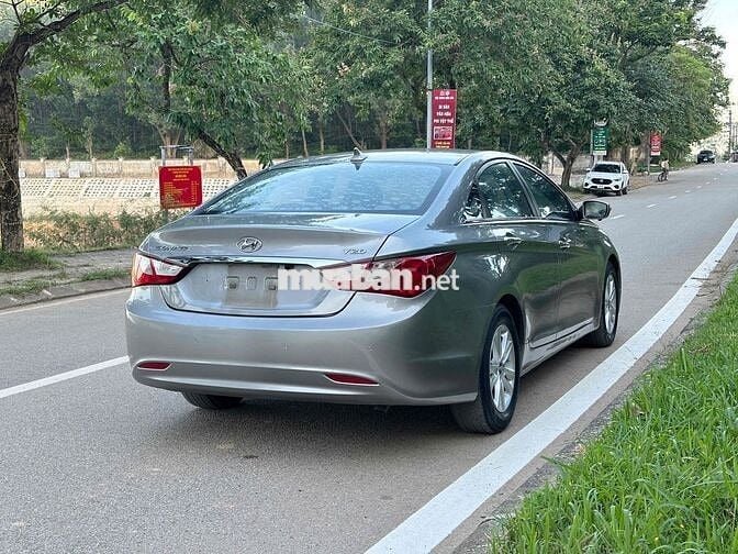 Hyundai Sonata 2.0 số tự động full đồ chơi cực đẹp